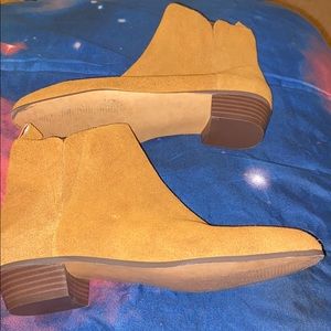 Gap classic booties